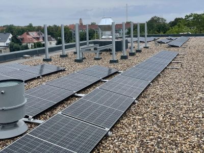 Photovoltaik Anlage LAGB Halle Solar Energy Mitte